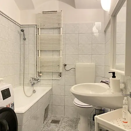Guest house Pod Gradom