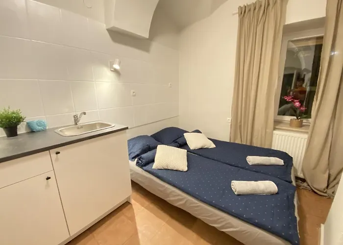 Pod Gradom بيت ضيافة ليوبليانا