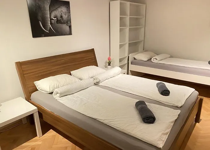 Pod Gradom Penzion *